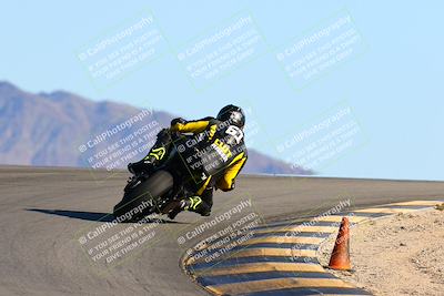 media/Jan-09-2022-SoCal Trackdays (Sun) [[2b1fec8404]]/Turn 12 Backside (130pm)/